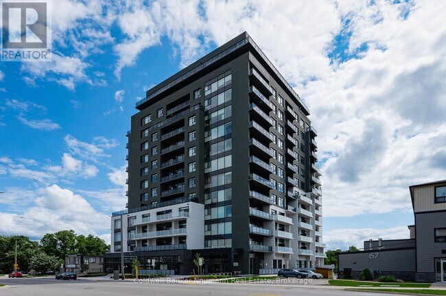 property at 71 Wyndham St S