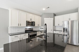 12411 Southern Trail Ct in Magnolia, TX - Building Photo - Building Photo