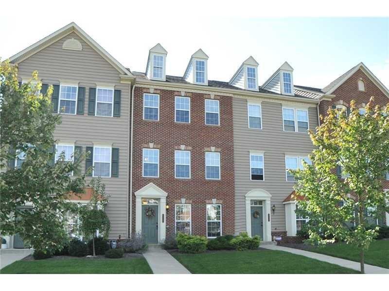 704 Park Plaza E in Wexford, PA - Building Photo