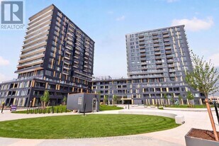 4878 Powers Common in Burlington, ON - Building Photo