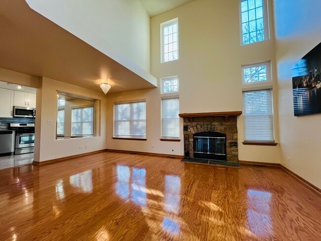 160 Holmes Way in Schaumburg, IL - Building Photo - Building Photo