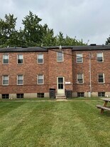 Gramm Village Apartments in Jackson, MI - Building Photo