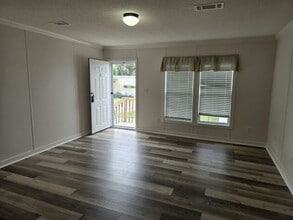 216 Willow Ln in Tampa, FL - Building Photo - Building Photo