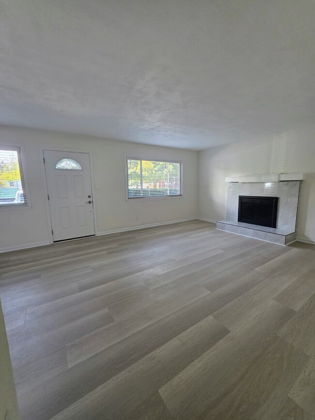 4455 Jade St in Capitola, CA - Building Photo - Building Photo
