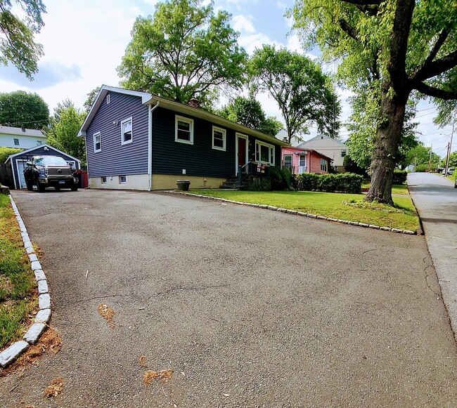 133 May St in Fairfield, CT - Building Photo - Building Photo
