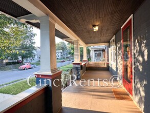 4221 28th St in Cincinnati, OH - Foto de edificio - Building Photo