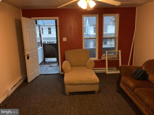 property at 123 W Railroad St