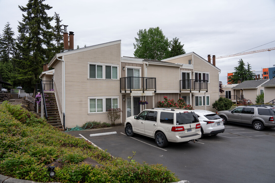 Evergreen Villas in Kirkland, WA - Foto de edificio