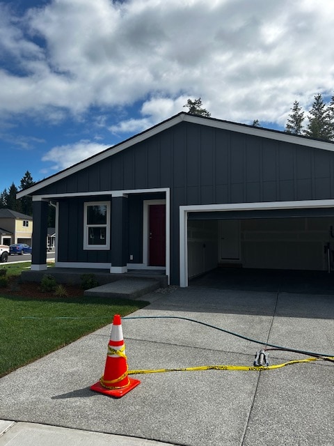 property at 81 NorthEast Ridgetop Xing
