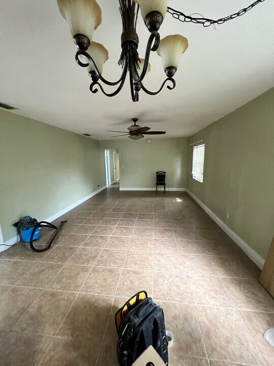 2864 NW 9th Ct in Fort Lauderdale, FL - Building Photo