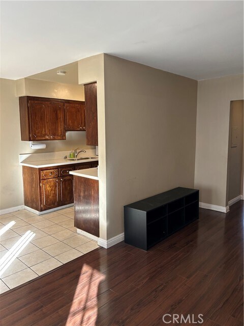 335 Cedar Ave in Long Beach, CA - Building Photo - Building Photo