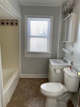 2206 Brown St in Fort Wayne, IN - Building Photo - Building Photo