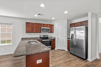 424 Keeble Dr in Columbia, SC - Building Photo - Building Photo