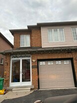 5375 Longhouse Cres in Mississauga, ON - Building Photo