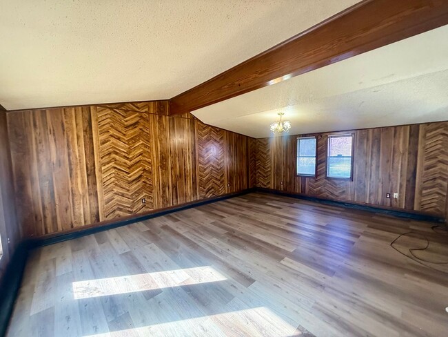 1937 Edgewood St in Jonesboro, AR - Building Photo - Building Photo