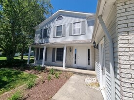 16946 Antler Ln in Strongsville, OH - Building Photo