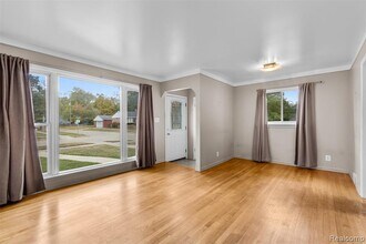1203 Hickory Ave in Royal Oak, MI - Building Photo - Building Photo