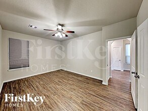 17039 Amarose Dr in Houston, TX - Building Photo - Building Photo