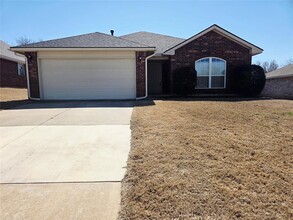 708 Bent Tree Rd in Noble, OK - Foto de edificio - Building Photo