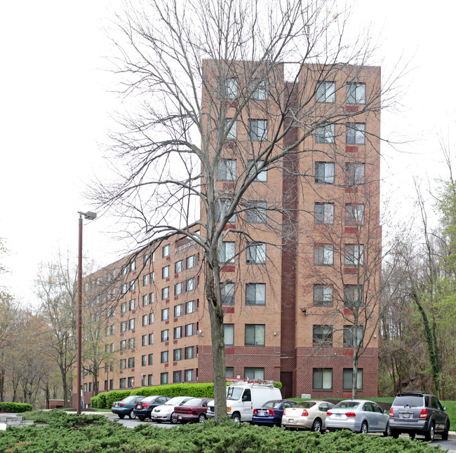 Foxwell Memorial Apartments in Baltimore, MD - Foto de edificio - Building Photo