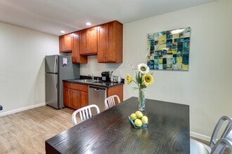 Tanglewood Apartments in San Jose, CA - Foto de edificio - Building Photo