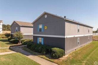 Steeplechase Apartments in Cabot, AR - Foto de edificio - Building Photo