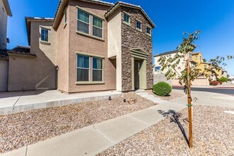 7742 W Palm Ln in Phoenix, AZ - Building Photo - Building Photo