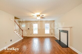 270 Coghill Dr in Winston-Salem, NC - Foto de edificio - Building Photo