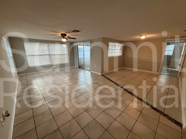 10039 Salix Ln, Unit 18L in Port Richey, FL - Building Photo - Building Photo