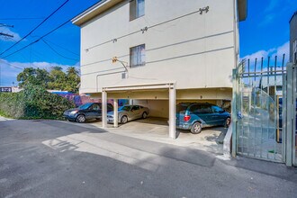 1106 Leighton Ave in Los Angeles, CA - Building Photo - Building Photo