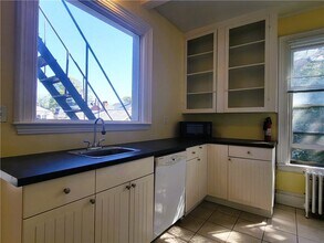 106 Touro St in Newport, RI - Building Photo - Building Photo