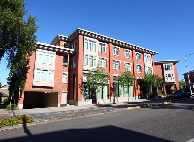 Leland Place