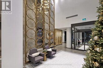 330 Richmond St W in Toronto, ON - Building Photo - Building Photo