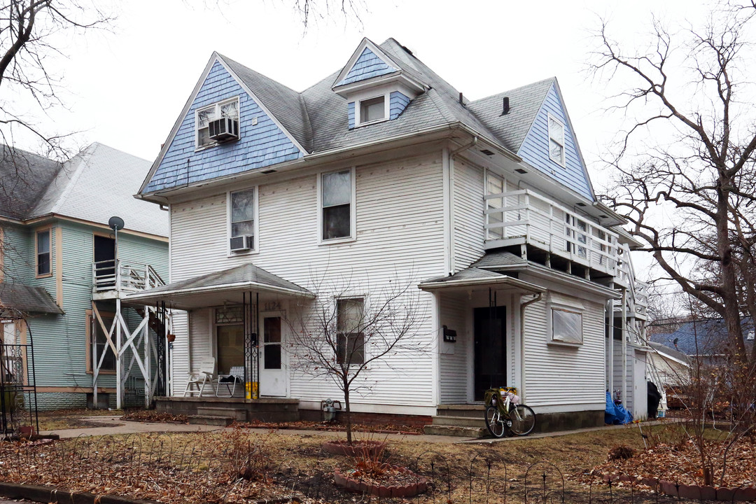 1124 26th St in Des Moines, IA - Foto de edificio