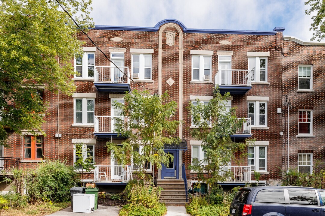 965 De Melrose Av in Montréal, QC - Building Photo