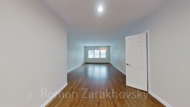 50 Kent St in Brookline, MA - Building Photo - Building Photo