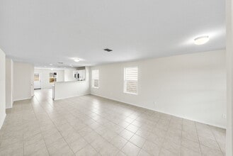 314 Floating Feather in San Antonio, TX - Building Photo - Building Photo