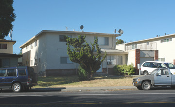 2130 Monroe St in Santa Clara, CA - Building Photo - Building Photo