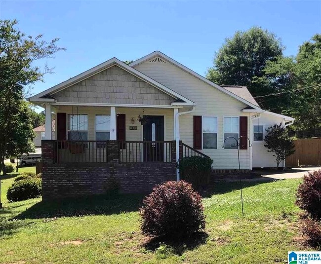 property at 805 Moonlite Dr