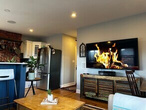 10 Pompeii St, Unit 3 in Boston, MA - Building Photo - Building Photo