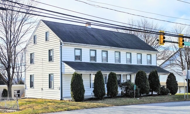 property at 453 Fruitville Pike