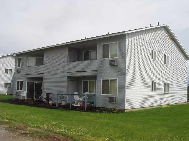 114 W South Ave in Deer Park, WA - Building Photo