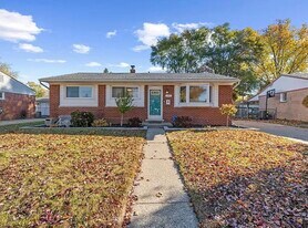 6838 Moccasin St in Westland, MI - Building Photo