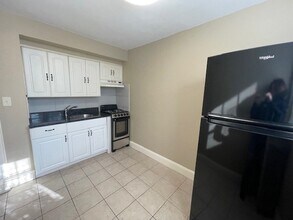 195 Thomas Burgin Pkwy in Quincy, MA - Building Photo - Building Photo