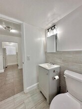 10 NW 77th St in Miami, FL - Building Photo - Building Photo