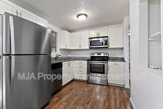 443 Dorothea Way in Salt Lake City, UT - Building Photo - Building Photo