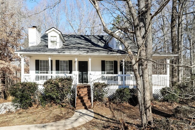 property at 208 Park Pl Ct