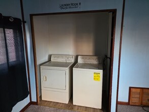 4305 Altamont Dr in Klamath Falls, OR - Foto de edificio - Building Photo