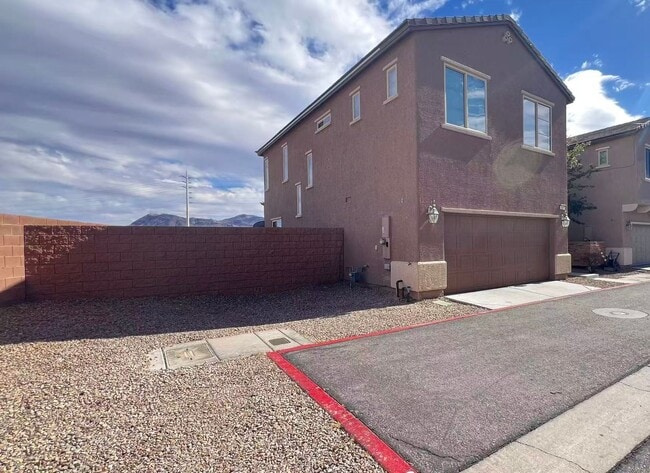 668 Forest Peak St in Henderson, NV - Building Photo - Building Photo
