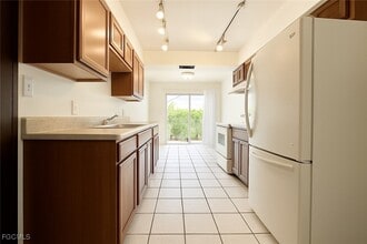 2105 Canal St in Ft. Myers, FL - Building Photo - Building Photo